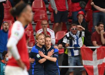 فيديو في ليلة إصابة إريكسن الدنمارك تسقط بهدف أمام فنلندا بـ يورو 2020