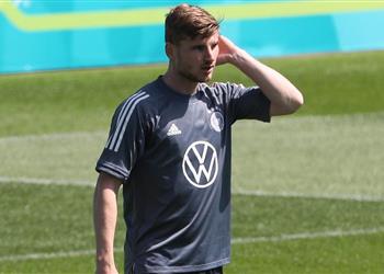 إكسبريس فيرنر يدخل على رادار ريال مدريد