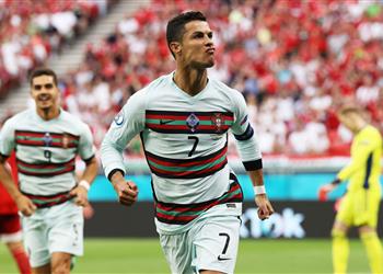 فيديو رونالدو يقود البرتغال للفوز على المجر بثلاثية ويصبح الهداف التاريخي لليورو