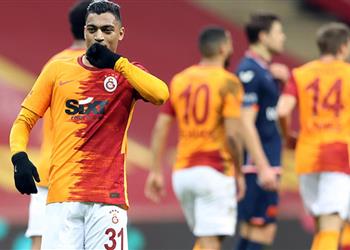 هل يشارك مصطفى محمد جالطة سراي يواجه إيندهوفن في تصفيات دوري أبطال أوروبا