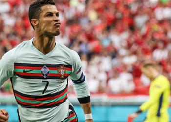 مدافع ألمانيا يحذر زملاءه قوة البرتغال ليست فقط في كريستيانو رونالدو