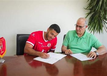 تأكيد ا لـ بطولات الأهلي يتعاقد مع مصطفى خليل قادم ا من يد الزمالك