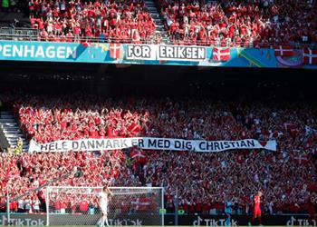 فيديو إيقاف مباراة الدنمارك وبلجيكا في الدقيقة العاشرة لدعم إريكسن