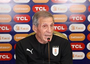 مدرب أوروجواي قبل مباراة الأرجنتين ميسي ملك الدقة ومن سيدافع ضده مسكين