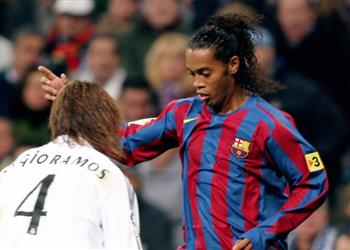 راموس يرد على رونالدينيو ويحرجه مدافع ا عن ريال مدريد