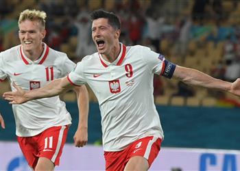 ليفاندوفسكي بعد التعادل مع إسبانيا خطتنا نجحت ولسنا المرشحين أمام السويد