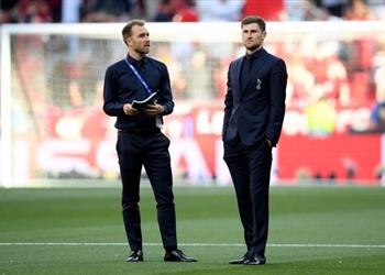 بن ديفيز يكشف عن حديثه مع إريكسن بشأن حالته الصحية ومباراة الدنمارك وويلز في اليورو