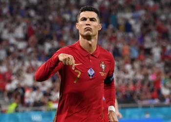فيديو رونالدو يسجل هدف البرتغال الأول أمام فرنسا ويقترب من رقم علي دائي التاريخي