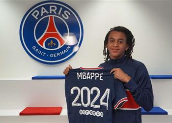 رسمي ا باريس سان جيرمان يتعاقد مع إيثيان شقيق كيليان مبابي