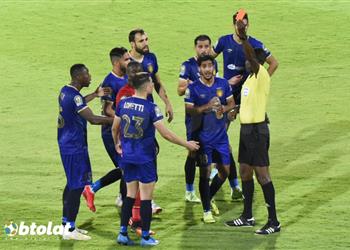 فيديو طرد مباشر لـ إلياس شتي لاعب الترجي أمام الأهلي