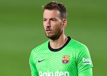 موندو حارس روما على رادار برشلونة لتعويض رحيل نيتو المحتمل