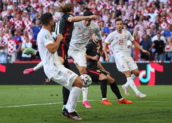 فيران توريس سيمون رد ببراعة رغم ما حدث ولا يهمني من سنواجه في ربع نهائي يورو