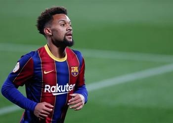 ثالث المغادرين في الصيف برشلونة ي علن رحيل دي لا فيوينت