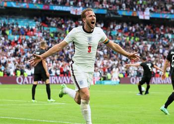 هاري كين بعد التأهل إلى ربع نهائي يورو لا يمكننا التوقف الآن