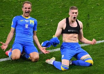 دوفبيك عن هدفه القاتل أمام السويد شيفتشينكو أمرني بانتظار اللحظة المناسبة هذا هو القدر