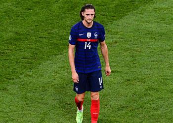 تقارير مانشستر يونايتد راقب رابيو في مباراة فرنسا وسويسرا