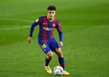 وكيل كوتينيو يعرضه على ميلان وبرشلونة يحدد شرط ا للرحيل