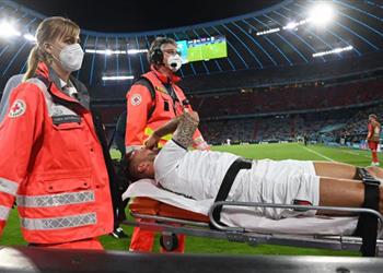 شقيقة كورتوا تعتذر لـ سبينازولا بعد اتهامه بإهدار الوقت في مباراة إيطاليا وبلجيكا