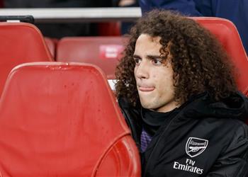 جندوزي لم أحسم مستقبلي حتى الآن وفشل آرسنال يؤلمني