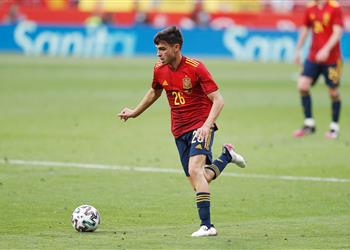 كابيلو بيدري يمكن أن يكون ظاهرة مثل ميسي