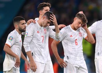 موراتا بعد خروج إسبانيا من يورو 2020 كرة القدم صعبة أحيان ا