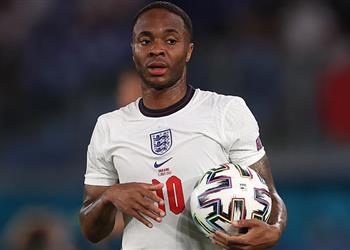 ذا أثلتيك ريال مدريد يراقب موقف سترلينج مع مانشستر سيتي بعد يورو 2020