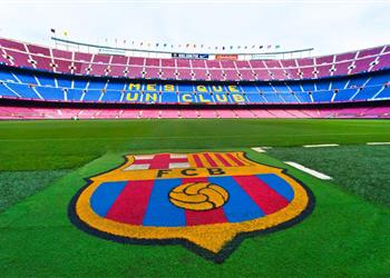 رسميا برشلونة ي علن بيع مدافعه إلى أليمريا