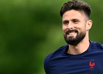 ميلان يتوصل لاتفاق مع تشيلسي لضم جيرو