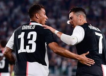 دانيلو رونالدو باق في يوفنتوس وأتمنى انضمام جيسوس إلينا