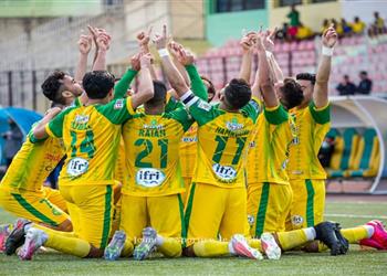 فيديو شبيبة القبائل يسجل الهدف الأول ويقلص الفارق مع الرجاء في نهائي الكونفدرالية