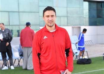 محمد صديق فاروق جعفر قال عن لاعبي الزمالك رائحتهم سيئة وانتقلت لـ الأهلي بطلب من جوزيه