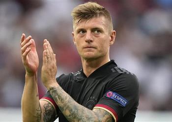 هونيس يهاجم توني كروس ليس له مكان في كرة القدم الحديثة