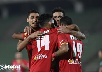 فيديو محمد شريف يواصل التألق ويتقدم لـ الأهلي بالهدف الثاني أمام المقاصة