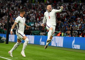 فيديو لوك شاو يسجل هدف إنجلترا الأول أمام إيطاليا في نهائي يورو 2020