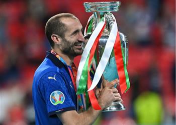 كيلليني هدف إنجلترا كان لكمة في وجهنا وإيطاليا صنعت التاريخ بلقب مستحق