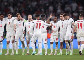 الاتحاد الإنجليزي يدين العنصرية ضد راشفورد وسانشو وساكا