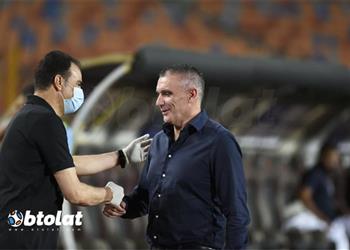 كارتيرون الزمالك ينقصه استقرار الأهلي لحصد البطولات وفرجاني ساسي سيندم على رحيله