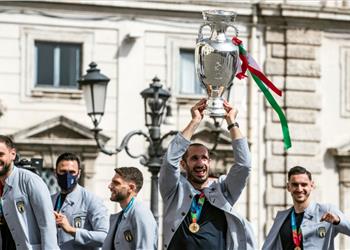 كيلليني يشكر رئيس إيطاليا ويصرح أهدي لقب يورو لروح أستوري