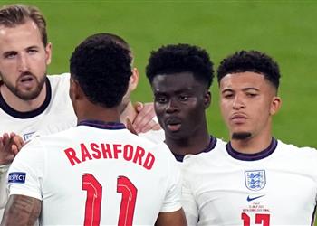 ديلي ميل ساوثجيت صدم لاعبي إنجلترا بتنفيذ ساكا لركلة الترجيح الحاسمة أمام إيطاليا