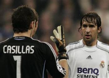 بيريز في تسريب صوتي عام 2006 كاسياس وراؤول محتالان