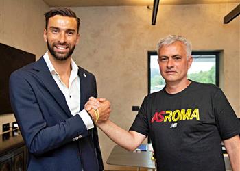 رسمي ا روما يتعاقد مع الحارس باتريسيو من ولفرهامبتون