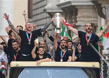 معجزة إريكسن ولقب عاند ويمبلي ليعود إلى روما 7 قصص ملهمة في يورو 2020