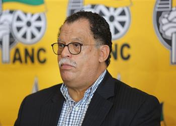 الاتحاد الجنوب إفريقي يوجه رسالة تحفيز لـ كايزر تشيفز قبل مباراة الأهلي