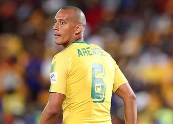 مدافع صن داونز السابق الأهلي لن يتراجع أمام كايزر تشيفز وهو الأقرب للقب بفضل موسيماني