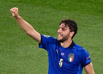 على طريقة صفقة كييزا يوفنتوس يقدم عرض ا لضم لوكاتيلي من ساسولو