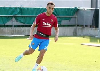 بايرن ميونخ يستهدف ديست ويستعلم عن إمكانية ضم ثنائي برشلونة