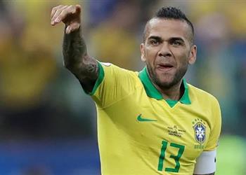 مدرب البرازيل داني ألفيس قائد مثالي وسيكون قدوة اللاعبين في أولمبياد طوكيو