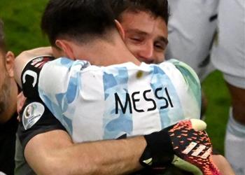 مارتينيز أريد أن أموت من أجل ميسي