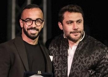 أحمد حسن أفشة ضحى بالمال من أجل الأهلي وتعرض لعقوبة في بيراميدز بسبب صورة بـ قميص أحمر