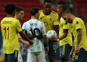 ياري مينا سأحترم ميسي دائم ا رغم سخريته مني في كوبا أمريكا